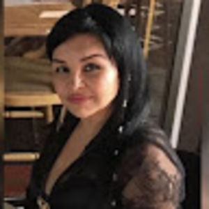 Meet your Posher, Adriana